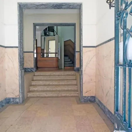 Cozy Avenida Guest house 3*