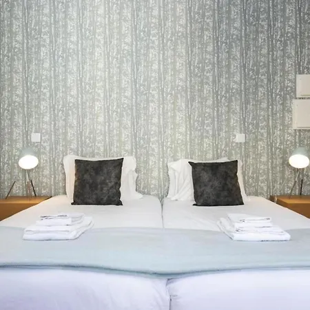 Cozy Avenida 3*