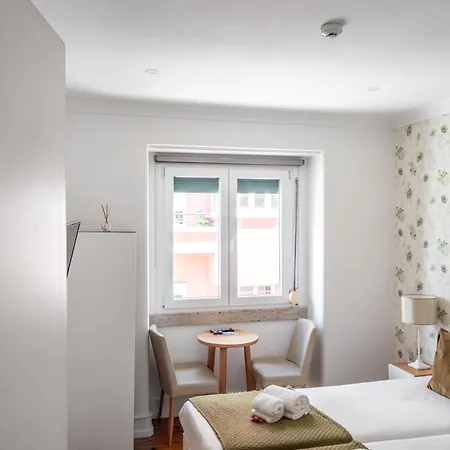 Cozy Avenida 3* Lisbon