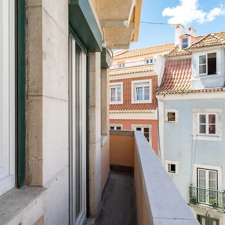 Cozy Avenida 3* Lisbon