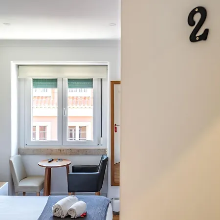 Cozy Avenida 3*