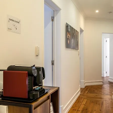 Cozy Avenida Guest house Lisbon