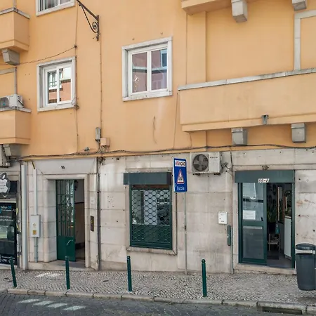 Cozy Avenida 3* Lisbon