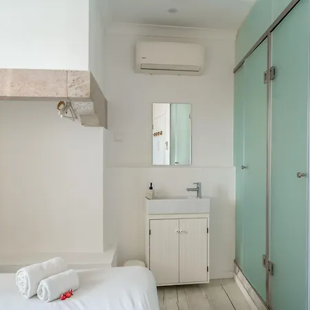 Cozy Avenida 3* Lisbon